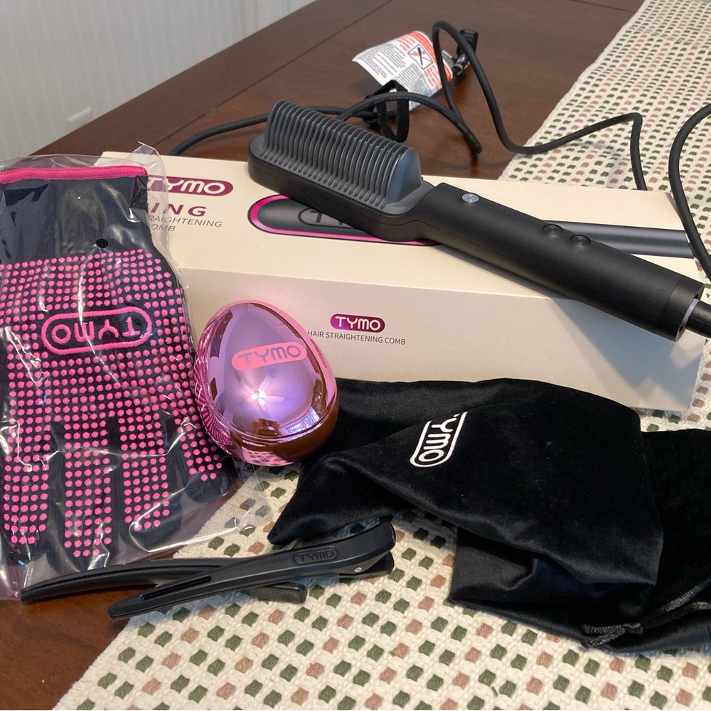 Tymo Black Hair Straightening comb - Picture 2 of 3